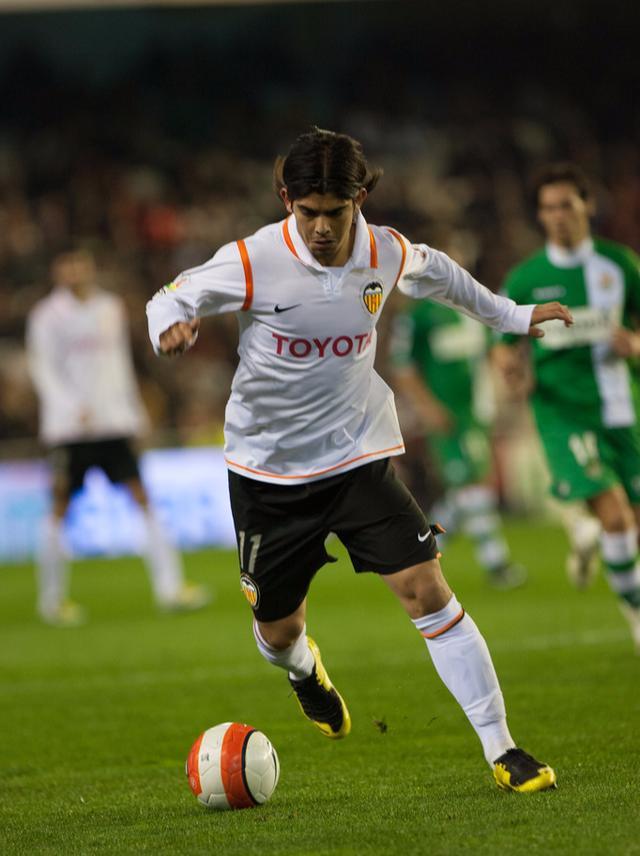 开云官网-关于里程碑夜比利亚雷亚尔造点机会；社区盾关键时刻刷纪录；压力陡增；控场能力受关注的信息